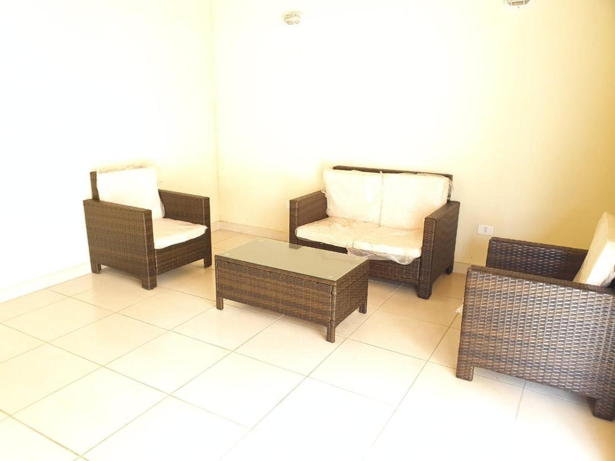 Apartamento Praia Das Toninhas, 3 Min Do Mar Ubatuba Luaran gambar