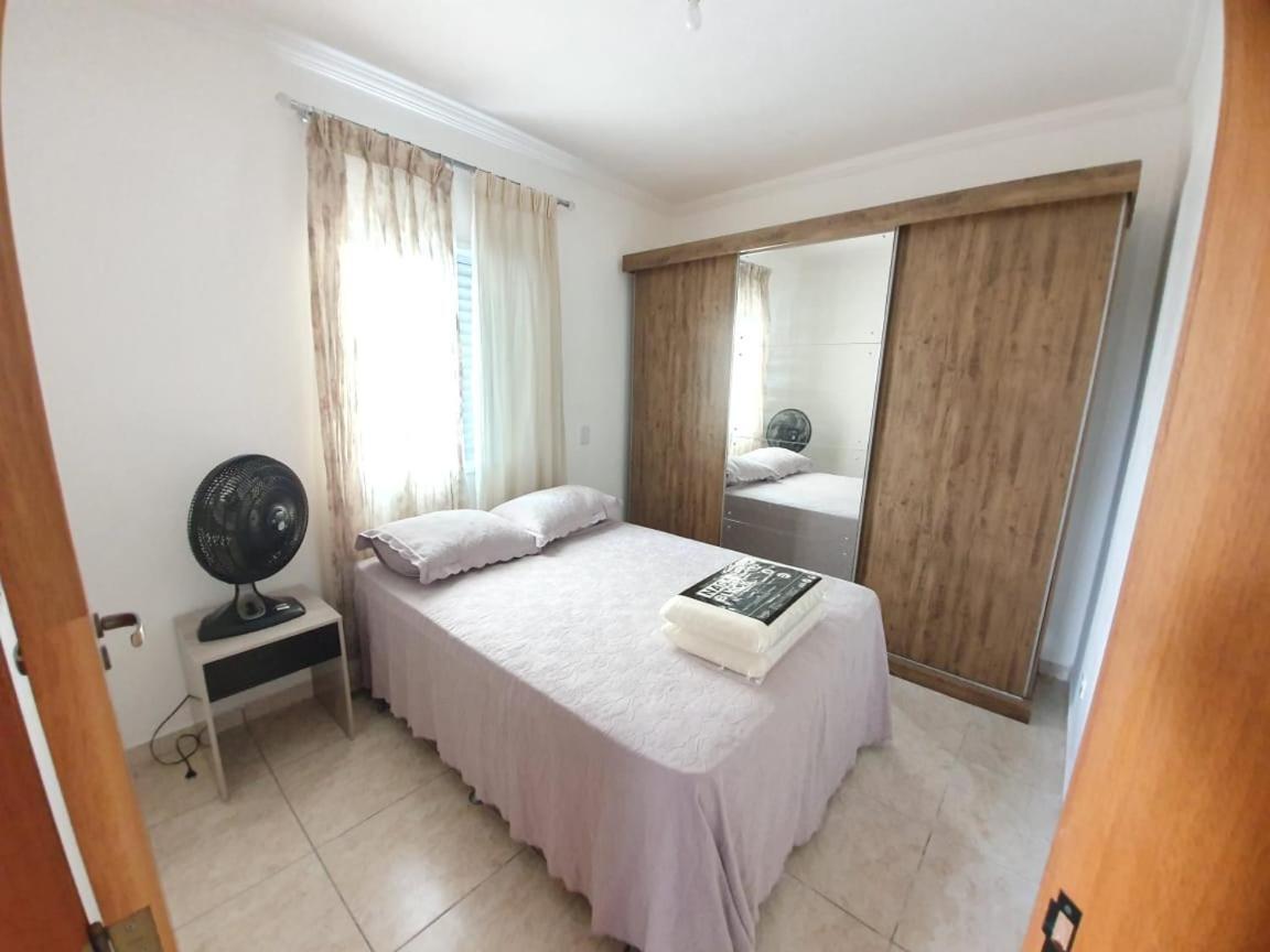 Apartamento Praia Das Toninhas, 3 Min Do Mar Ubatuba Luaran gambar